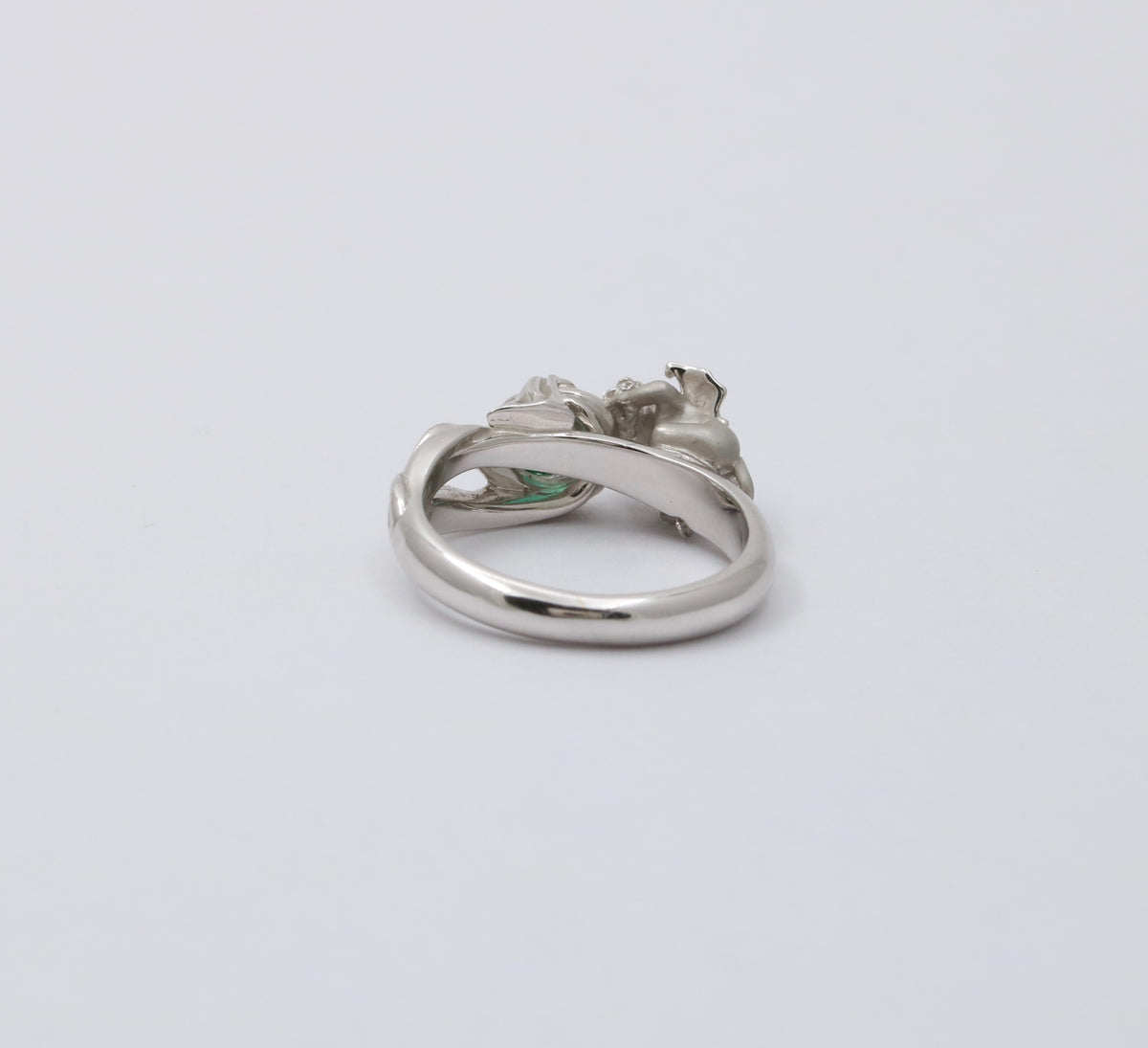 Carrera y Carrera Sweet Devil Emerald and 18K Gold Ring