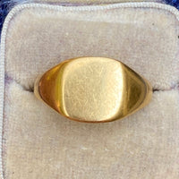 Art Deco 22K Gold English Signet Ring
