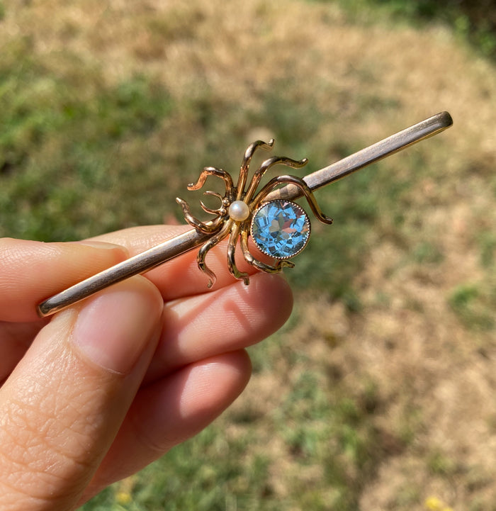 Antique Aquamarine, Pearl, and 9K Gold English Spider Bar Pin