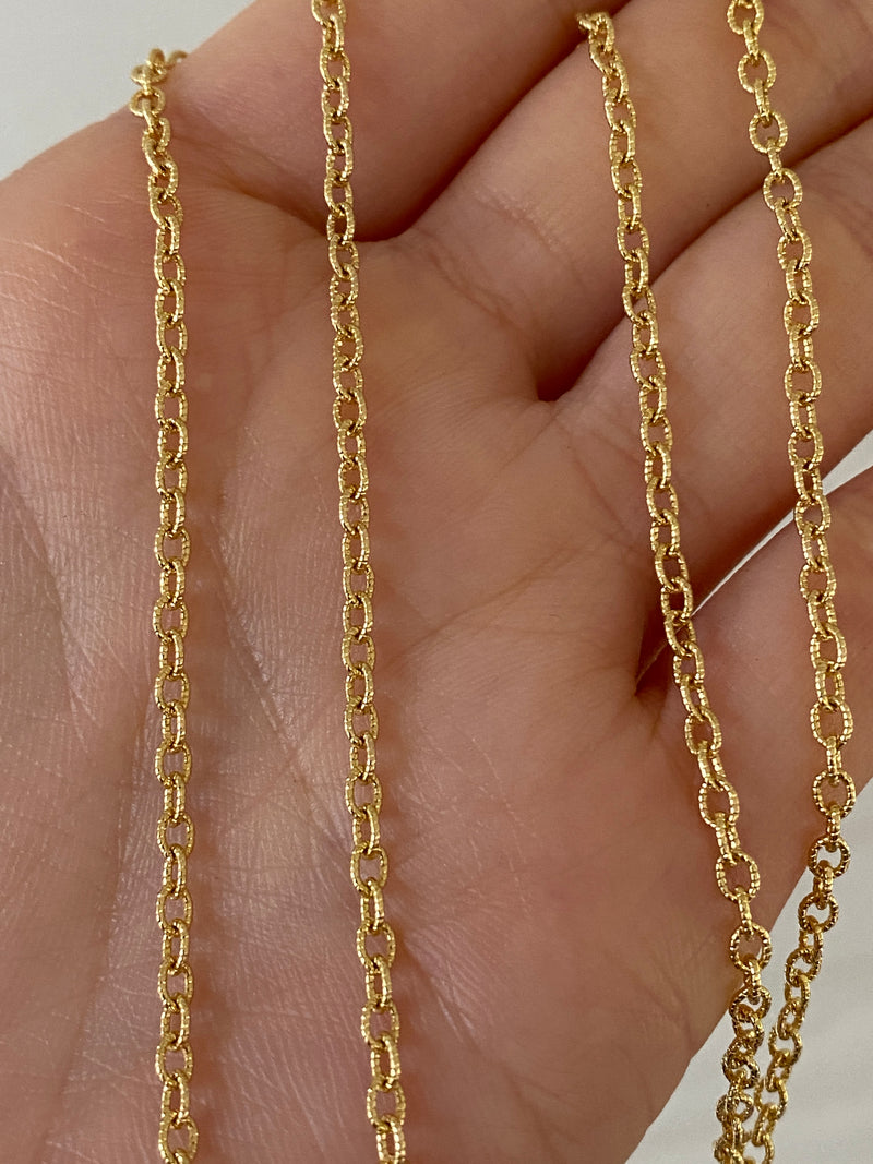 Textured Cable Link Chain in 14K Gold